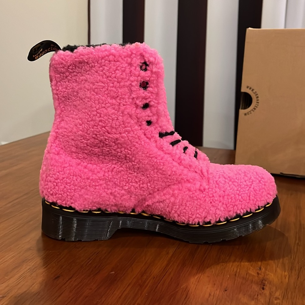 Dr. Martens Air Wair 1460 Pascal Boots Clash Pink 27822682 Womens Size 8 - Picture 4 of 16